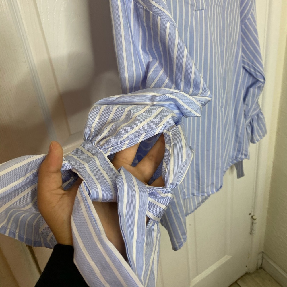 Tops - Picture 6 of 7